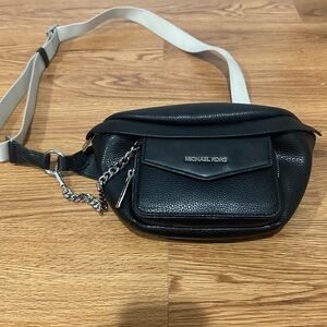 Michael Kors Belt Bag